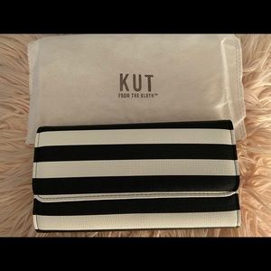 NWT Kut From The Kloth Slim Striped Wallet